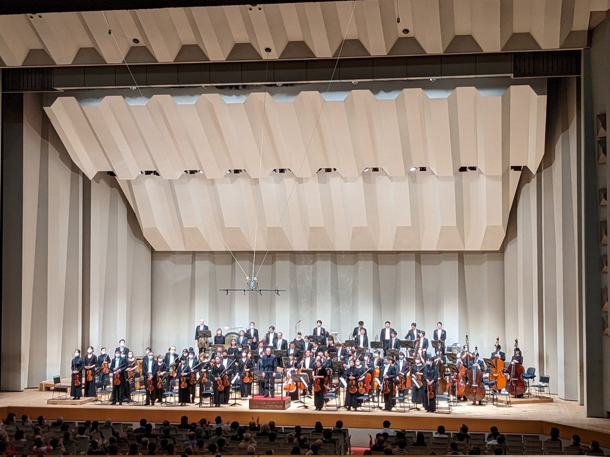 nagoyaphil's tweet photo. 〈第84回市民会館名曲シリーズ「欧州音楽紀行Ⅳ ロシア」〉、終演です！　師走突入でご多忙の中ご来場いただき、まことにありがとうございました！　ダミアン・イオリオさん入魂のロシア音楽、いかがでしたでしょう？　ぜひご感想をツイートしてください。
ハッシュタグ→ #名フィル市民84　#名フィル https://t.co/MCEVdMPLFu