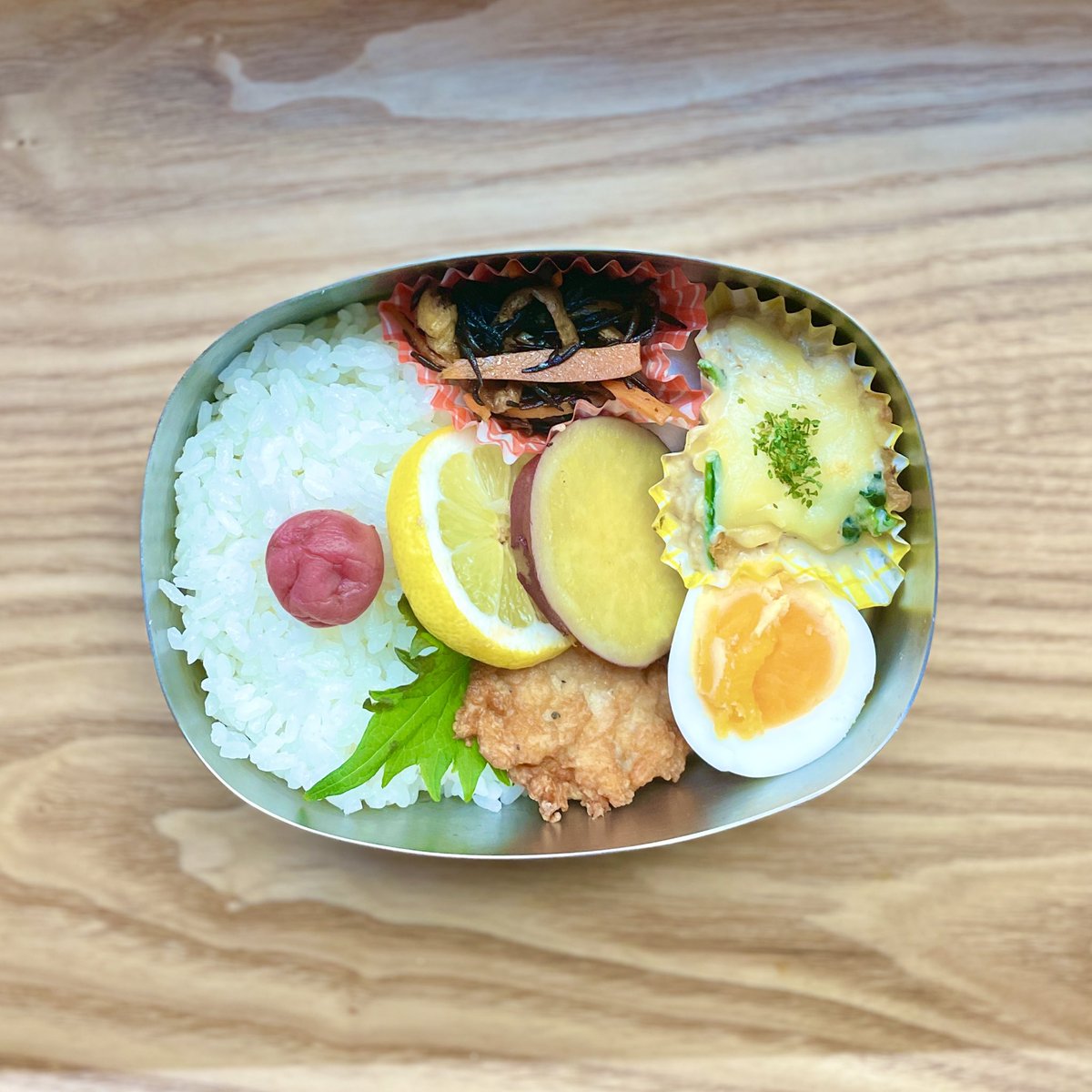 最近作ってるお弁当たちのまとめ🍱 色味バラバラだなぁ〜。