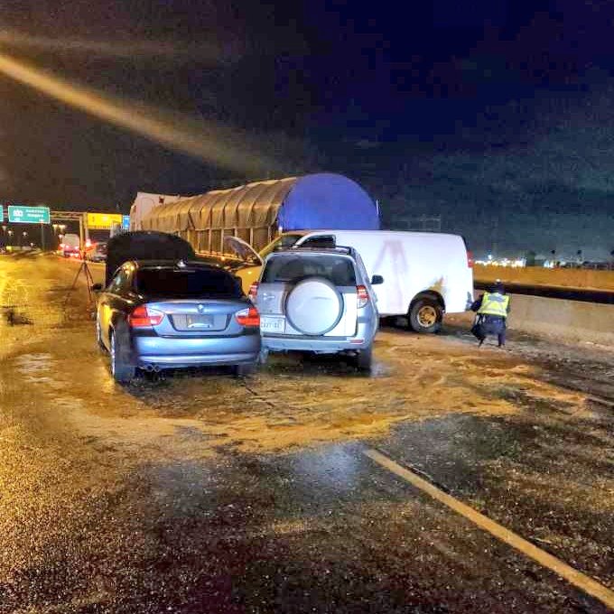 OPP_HSD's tweet photo. Fatal crash, 4 vehicles, #Hwy427/QEW. 32-year-old driver from Mississauga pronounce deceased while he was on route to hospital. Onscene investigation completed, reopening of all lanes once roads have been salted. #TorontoOPP https://t.co/nyQNmBzTGA