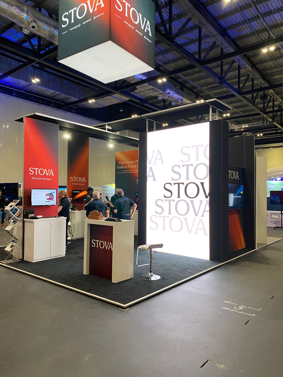 ExhibitMems's tweet photo. Finishing November on a high, with these 2 stands at #eventtechlive in London and #ibtm2022 in Barcelona for Stova with an adaptable structure thanks to @OctanormUK #eventprofs #standbuilder #ospimember https://t.co/VkE1fJHqxs