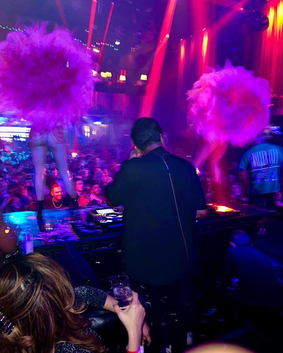 JenCookeMusic's tweet image. Brainwash Escape Venue last Saturday fully focused 🖤#vocaldj #jennifercooke