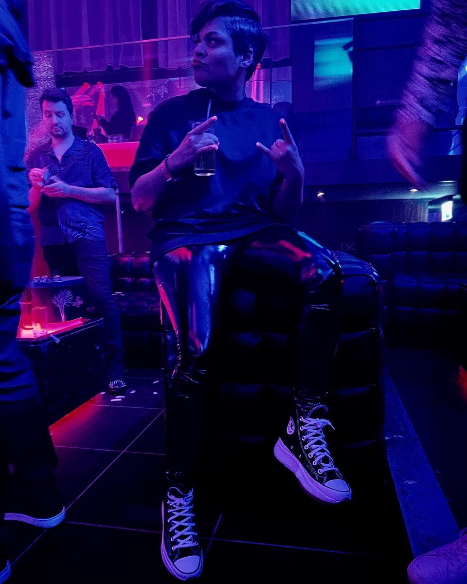 JenCookeMusic's tweet image. Brainwash Escape Venue last Saturday fully focused 🖤#vocaldj #jennifercooke