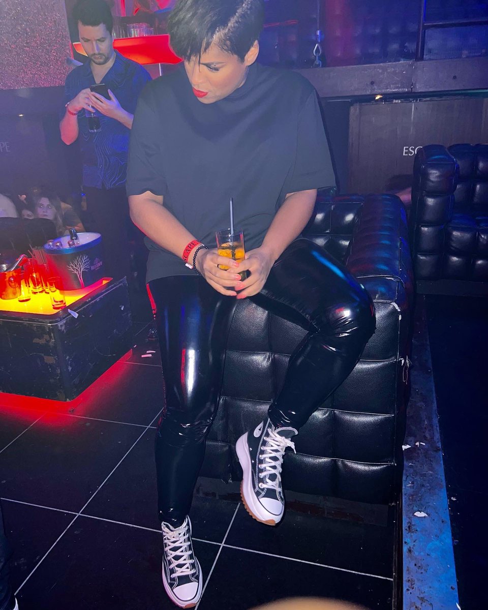 JenCookeMusic's tweet image. Brainwash Escape Venue last Saturday fully focused 🖤#vocaldj #jennifercooke