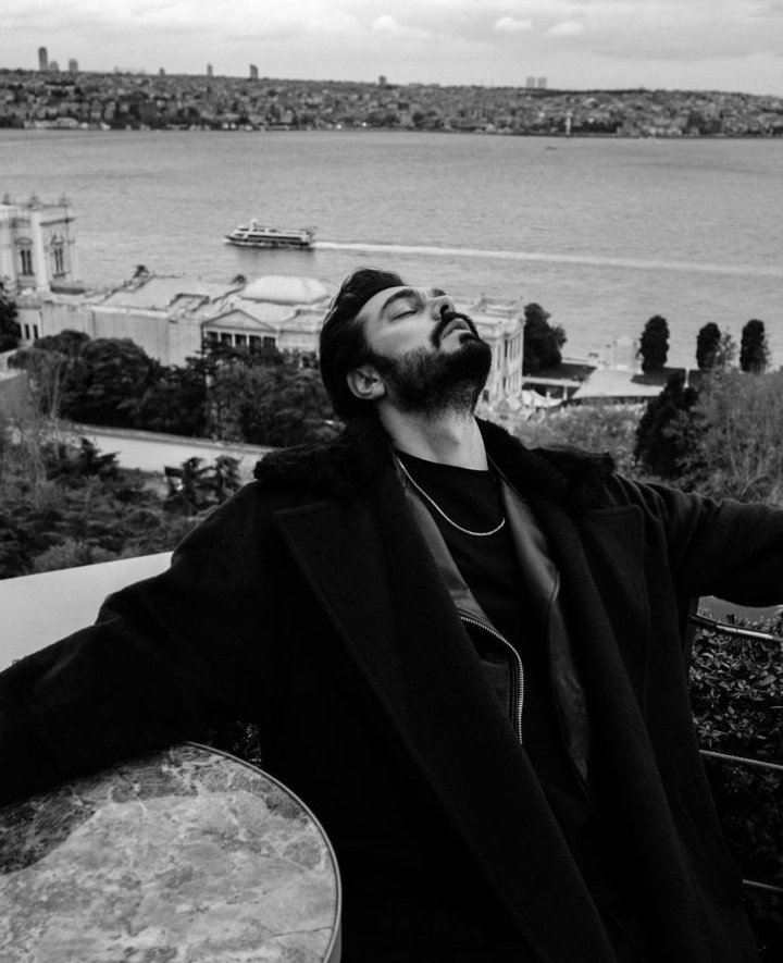 Halils_Augen's tweet photo. Aleeeeevvvvvv❤️‍🔥❤️‍🔥❤️‍🔥❤️‍🔥
#Halil��brahimCeyhan @halilibrahimin https://t.co/c1oVwvvfih