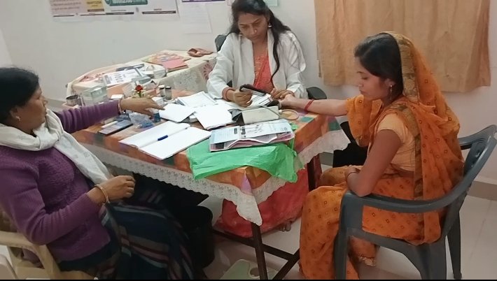 ChhayaPal007's tweet photo. Hwc nimarkhedi district khandwa block punasha anemia camp
#ancclinic
#ogtt test
#hbtest
@PratikM22167686 @ABHWC_MP @shirish0788 @ChouhanShivraj @NHM_MPHealth @USAID_NISHTHA https://t.co/JAxEQ1Y7wg