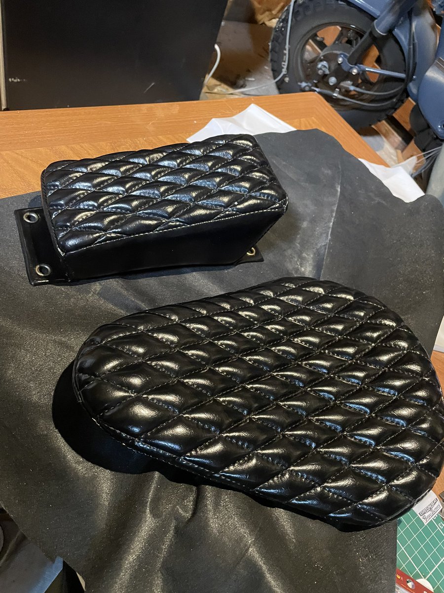 770_LABO's tweet photo. 今回はセットの依頼
ベースから全部手作り https://t.co/q41Odko1NU