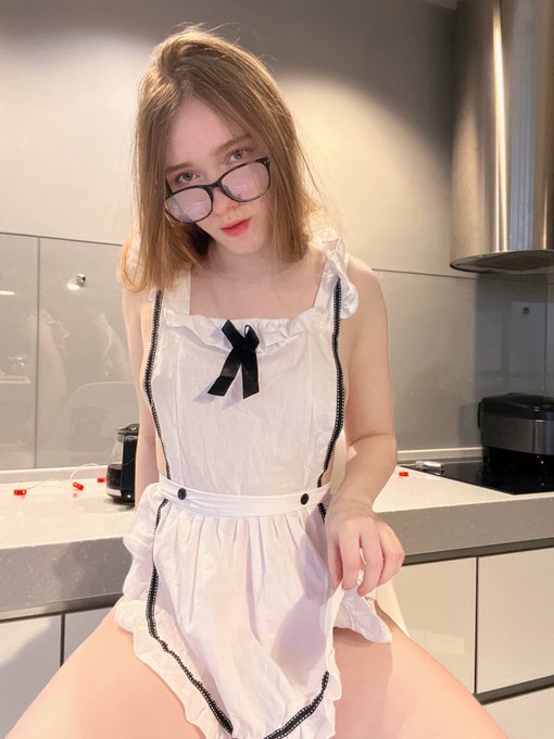 Here is such a hot post today, like if you would like to see me like this every day https://t.co/ap0