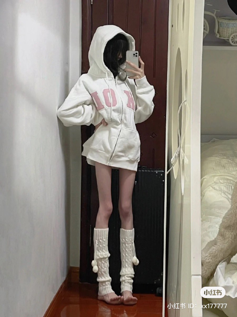 xiaohongspo's tweet photo. 💌 158cm 31.5kg https://t.co/SeKKbGdUwQ