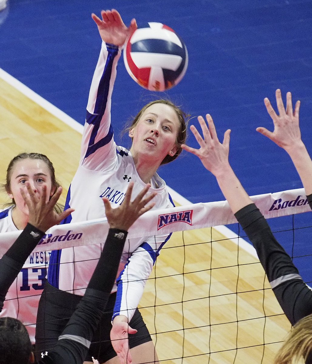 GPACSports's tweet photo. Day One in Photos from the @NAIA Volleyball Championship! 

📸 credit to Tim Tushla from Sioux City, Iowa - Offiical Photographer for the NAIA WVB Tournament. https://t.co/N8JXXXtVZb