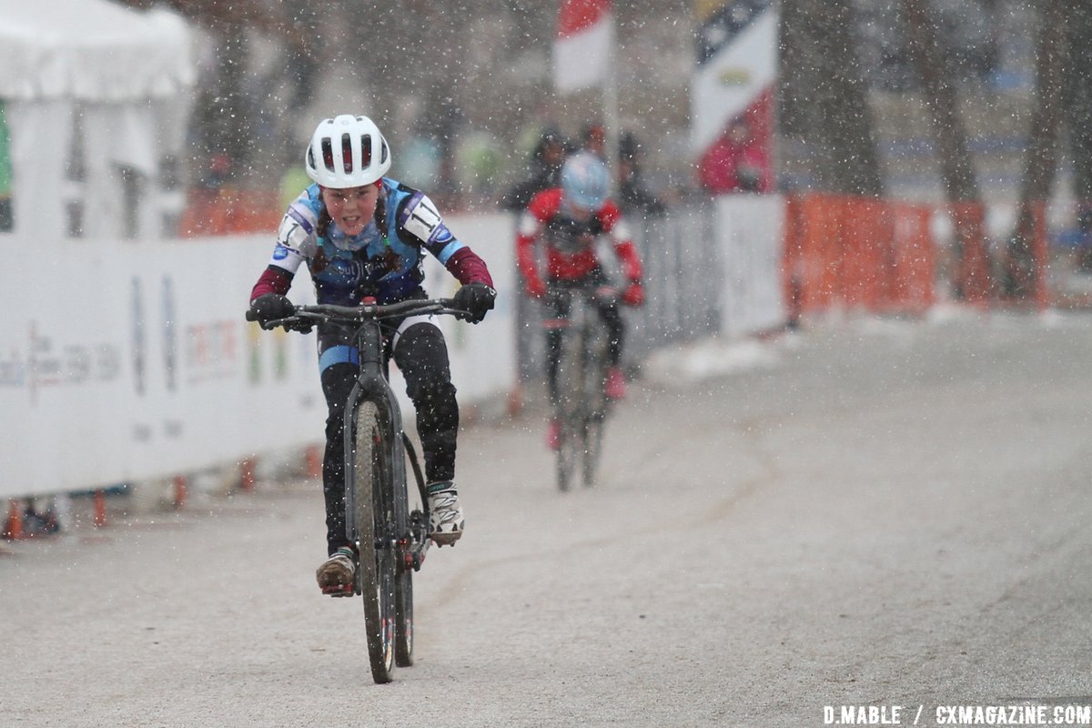 SquirtlubeUSA's tweet photo. Q & A with Cyclocross Youngster Kaya Musgrave
Kaya Musgrave might only be 17 years old, but this young & talented lady already has a wealth of experience under her belt!
Full interview here:
https://t.co/nDXLd9nf5J
#cyclocross #gravel #MTB #applyperformance https://t.co/uwijZaQL05