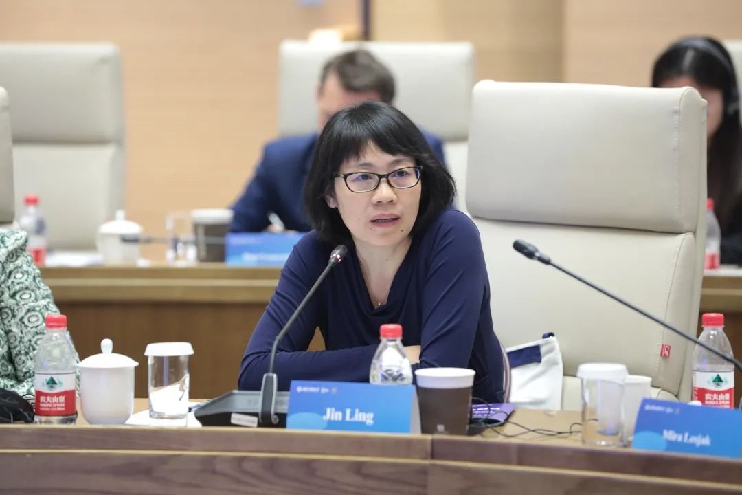 grzestec's tweet photo. @NATO discussed #China in Bucharest yesterday, here's the reverse.

Jin Ling(金玲), senior MFA-linked think tanker, says:

📍NATO is primarily US hegemony tool
📍Exclusive alliance &amp; global partners concepts contradict
📍NATO may disrupt Asia-Pacific security

How🇨🇳sees #NATO?🧵 https://t.co/Y7W5ezTjMx