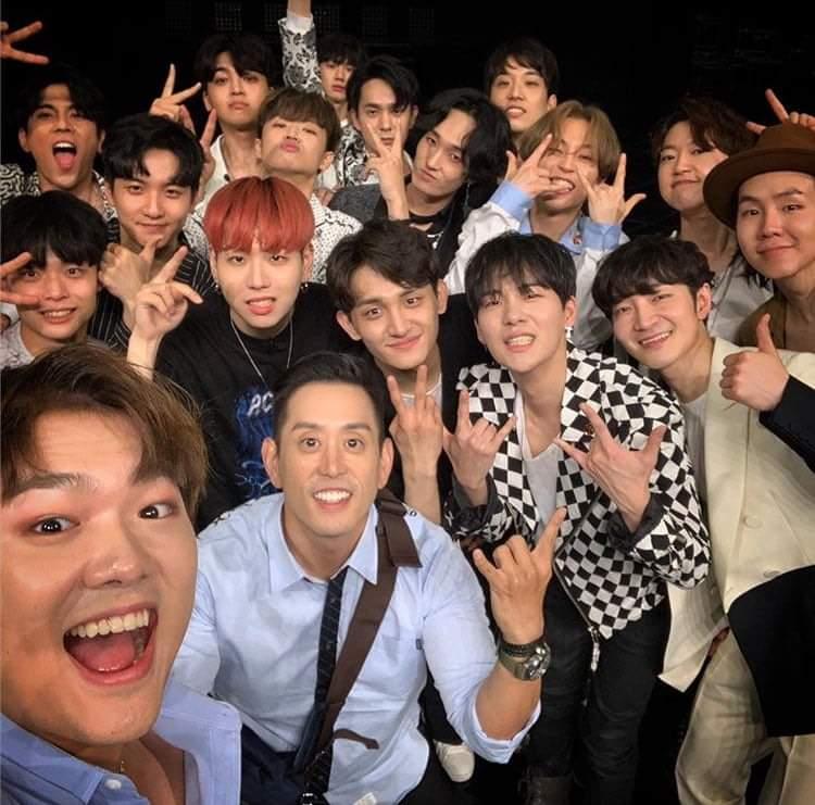 oldzzs's tweet photo. 현상아 자신감있게 껴라 https://t.co/Gj3b5r1wuo