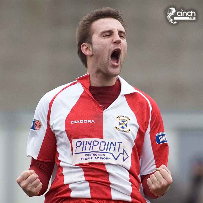 spfl's tweet photo. 1⃣ Scott Fox
2⃣ Greig McDonald
3⃣ Johnny Smart
4⃣ David Muir
5⃣ Paul McManus

@SirScottYoung's East Fife fives dream team! ✨

Agree with his picks, Fifers?

#cinchSPFL | @EastFifeFC