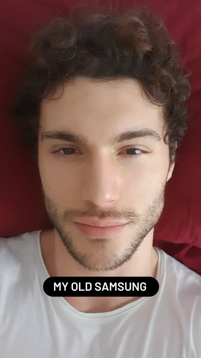 putinhadovader's tweet photo. deixa eu mostrar pra vocês o glow up da câmera do michael. eu sofria com essas fotos baforadas. https://t.co/E2FB52Kt92
