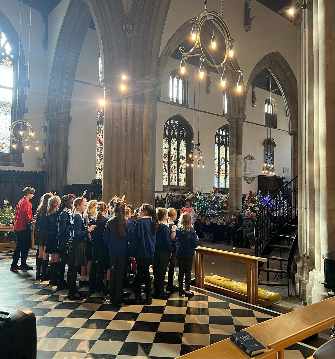 Castle Newnham Performing Arts tweet media