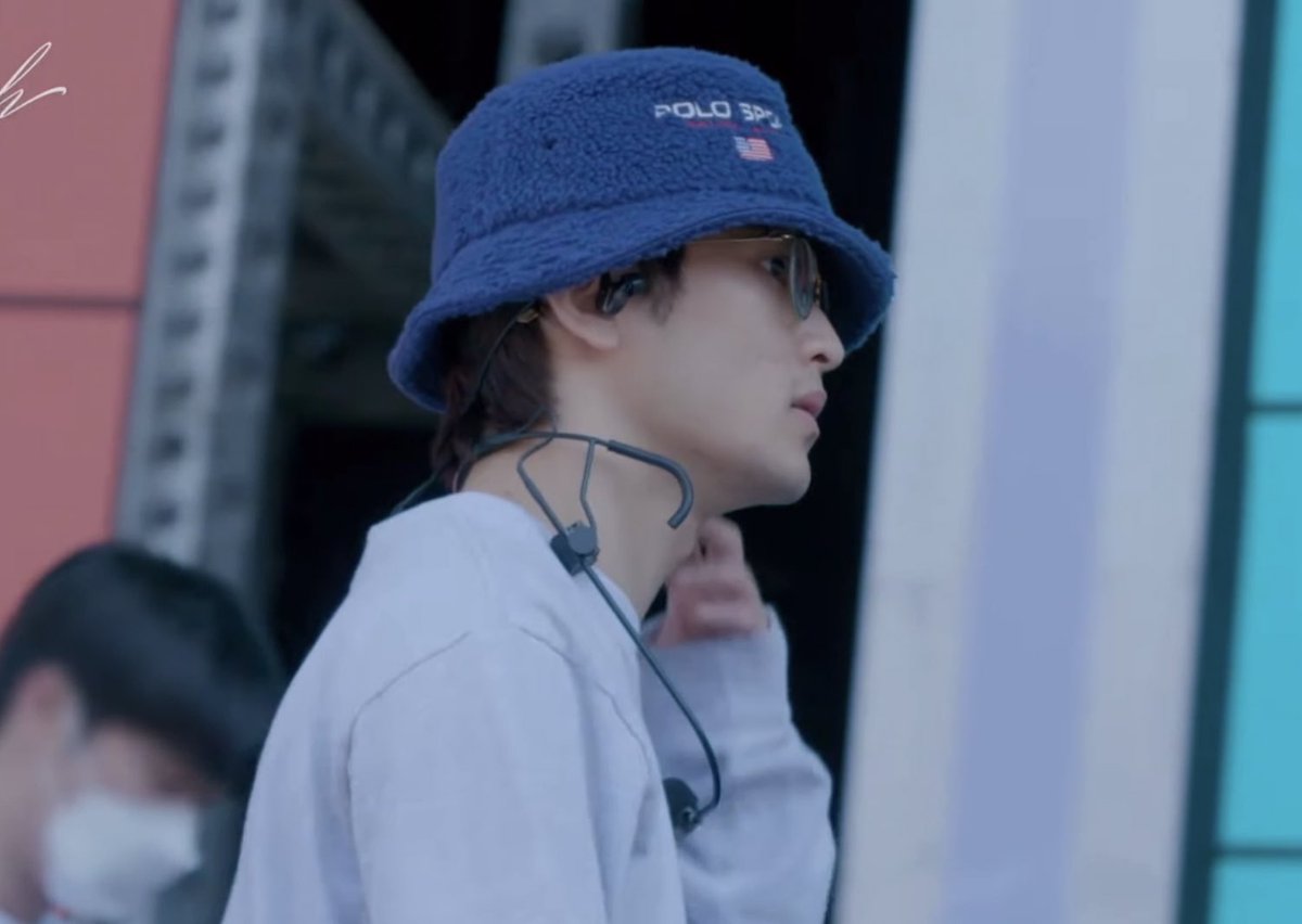 LOOKSMKL's tweet photo. 💙 https://t.co/ygHip4c895