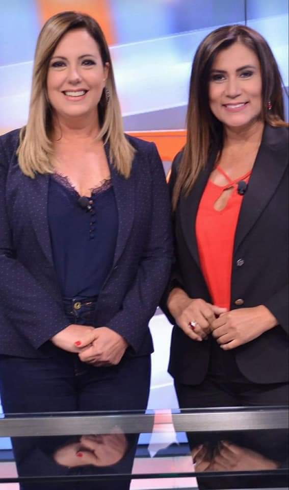 Mariateresalop's tweet photo. Mi solidaridad, apoyo y cariño a @menchibarriocan . NO, a la campaña orquestada en su contra por quienes no respetan los derechos constitucionales a la intimidad, la libertad de pensamiento y la libertad de expresión. https://t.co/ioSurW6rMh