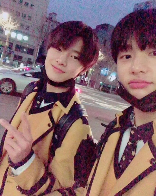 kklpbdj's tweet photo. 가짜 교복 가능
그냥 사복 가능
일단 서공예즈면 다 가능
교복 없어요? 구해다 드리는 것도 가능
일단 일정만 잡아주세요 제가 이렇게 빌게요 https://t.co/4GWL4daFSg