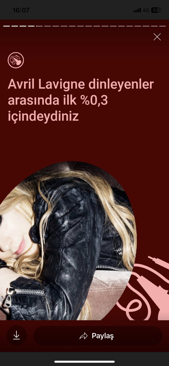 volkancircir's tweet photo. Var bi Avril hayalimiz #YouTubeMusicRecap https://t.co/qIaNIBMWeP