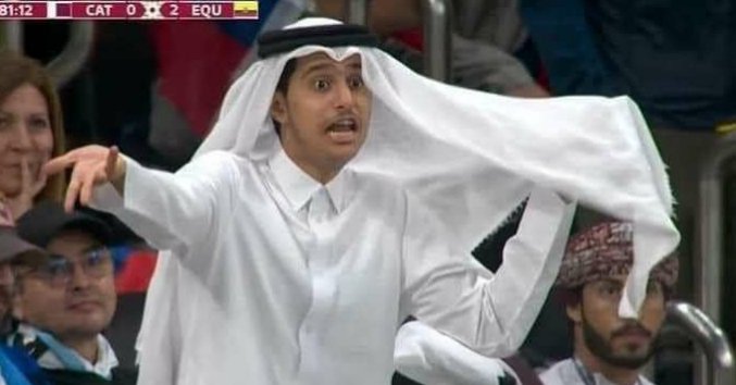 AAlfagiu's tweet photo. الذي محيرني ليش الصينيين أعجبوا بهذه الحركة العفويه وليش الصينيين بالذات ففي يوم واحد فقط وصل عدد متابعيه  10 مليون متابع بالتيك توك https://t.co/iY8Yv9jv5R