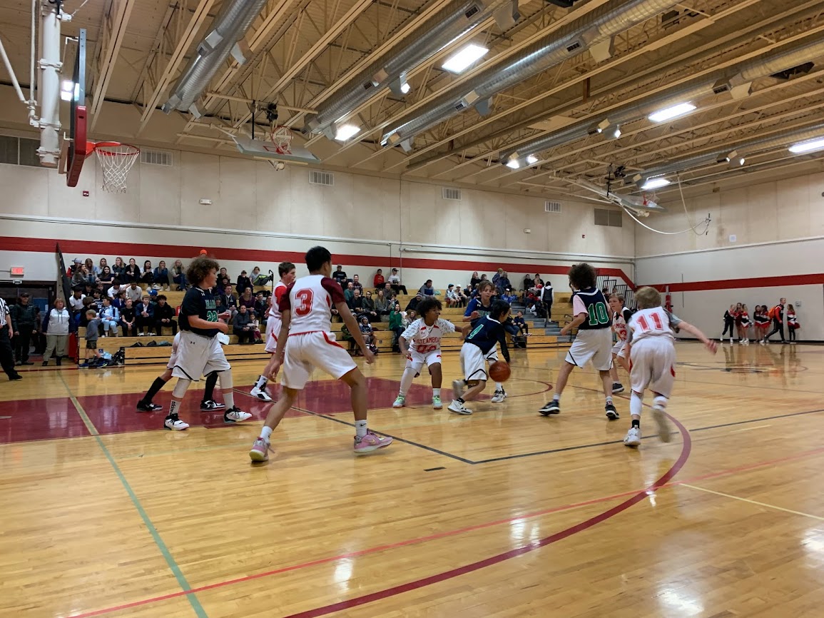 sleepgiant_sssd's tweet photo. What a game last night between SGS and Steamboat Springs Middle School. It is such an asset to have two strong teams in our community. https://t.co/sFtMNnXBhw