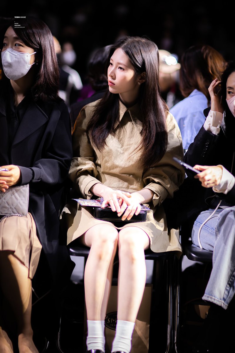 yebinhouse's tweet photo. 221014 DDP #백예빈 https://t.co/FZIsDkU5IL