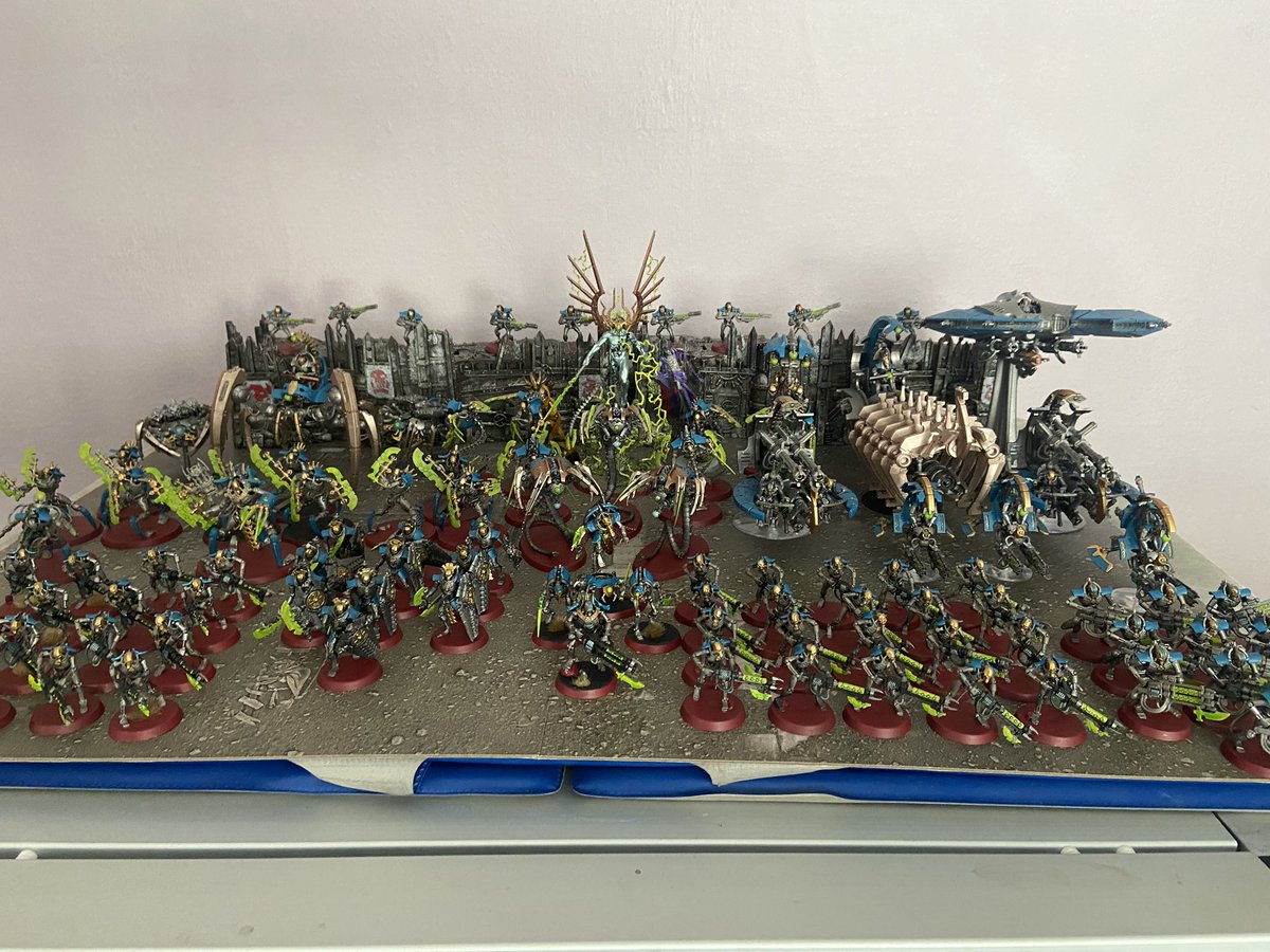 Warhammer Dad tweet media