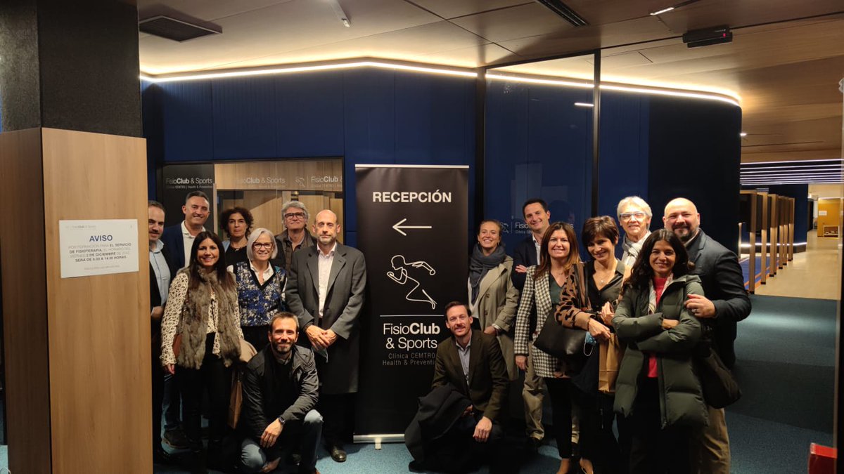 IISanTelmo's tweet photo. Encuentro de directivos en el Seminario de Salud del Programa de AD-S de @IISanTelmo en #madrid con visitas a diferentes organizaciones: @Vithas, @CruzRojaEsp y @ClinicaCEMTRO. https://t.co/YARbdjQfIC