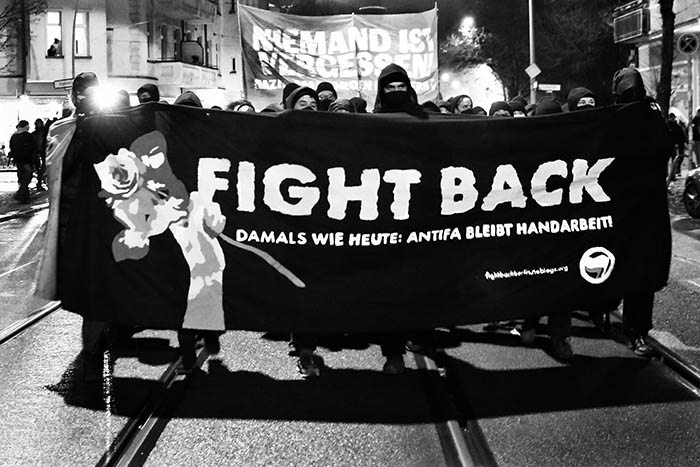 Fight Back! Fotos von der Demo am 26. November in Berlin
umbruch-bildarchiv.org/fight-back/
#Fightback #b2611