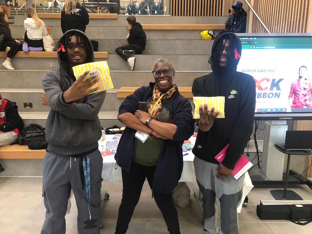 GMPaSH's tweet photo. Fantastic conversations @TheMcrCollege about sexual health and #HIV prevention while celebrating #WorldAIDSDay
HIV: Let's sort this together!
#Manchester
#HIVAwareness
#SortHIV
@the_BHA @LGBTfdn @GeorgeHouseTrst https://t.co/3sCwVJ4IpU