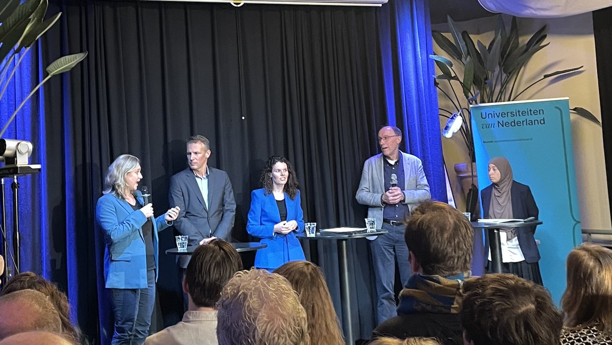 fcvheest's tweet photo. "Bij de @tudelft willen ze meer studenten doorverwijzen naar het hbo, dat doen ze door tegen studenten te zeggen: 'Het tempo ligt daar lager en je huiswerk wordt vaker nagekeken.' Dat is dus niet de manier om studenten enthousiast te krijgen voor het hbo", zegt @HattevdWoude. https://t.co/tG3HRxLAM8