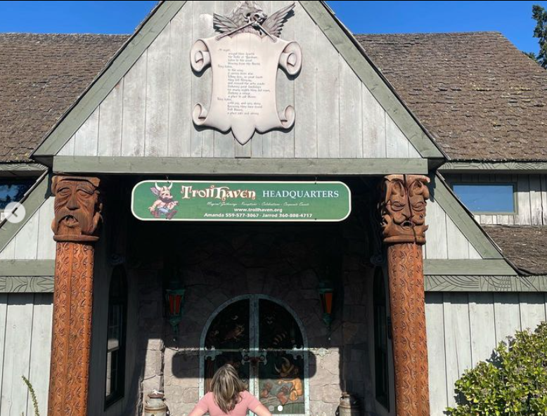 ArkeroVr's tweet photo. Trolling Thursday here at Arkero VR! 🧌(We don’t condone online trolling) Fun fact: Did you know… there is a Troll HAVEN in Sequim, WA?!? https://t.co/1STKVzuNRo We had to check it out…🏹🎯 #vr #trollhaven #meta #archery #indiegame #fantasy #vrshooter #steam #arkero #arkerovr https://t.co/7NTcONdDNl