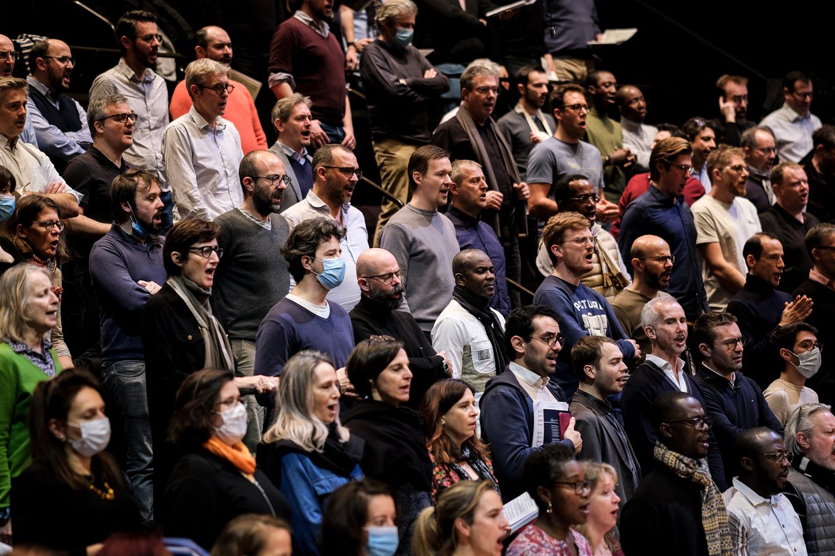LesSiecles's tweet photo. 🔥Pré-générale avec une splendide énergie pour le projet #PlayingforPhilharmonie, regroupant collaborateurs de la #SociétéGénérale, musiciens des Siècles et chanteur des #Métaboles !
🎟️ Il reste des places pour le 6 décembre :
https://t.co/3TMHea6QWu
@Fondation_SG #pfp2022 https://t.co/63w4G4PcBi