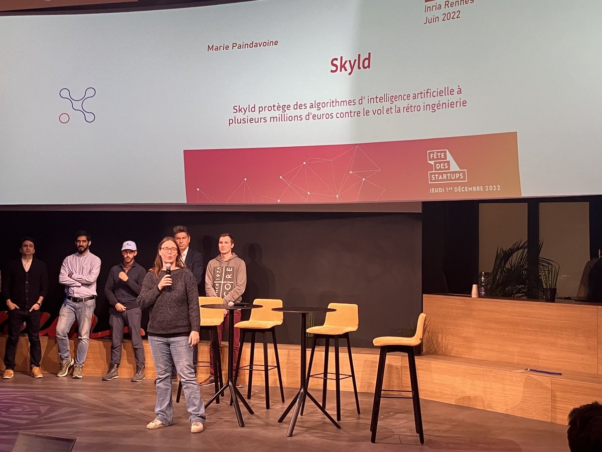 Inria_Rennes's tweet photo. Fête des Startups d’@Inria au @CampusCyberFr
Déjà 100 projets acceptés qui permettent aux scientifiques de se consacrer dans l’entreprenariat 🚀
Comme #Sonaide et #Skyld qui sont basés à #Rennes 🙌 https://t.co/IkOXMQj8oG