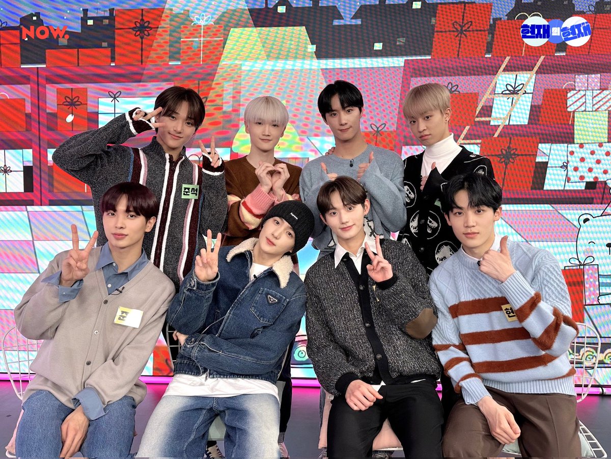 atbo_folder's tweet photo. ATBO members with The Boyz Hyunjae ~♡ https://t.co/1zlcjLj06a