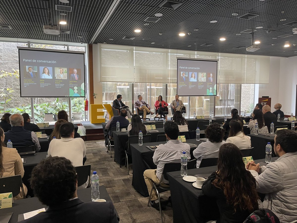 adrivasquezv's tweet photo. Nuestro panel de conversación en el lanzamiento de la publicación. Hoy @Cofide_Peru, @grupoaje e ISA REP nos comparten el desarrollo de las iniciativas que los llevó a ser parte de los ganadores del #Premioabe2022 #EY #amcham #abe #rrhh @pilarquinteros https://t.co/oLeXwMLoh8