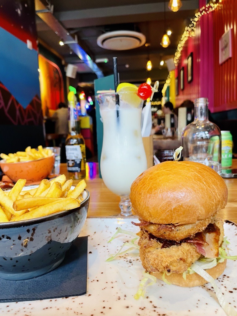 Dine in Dublin tweet media