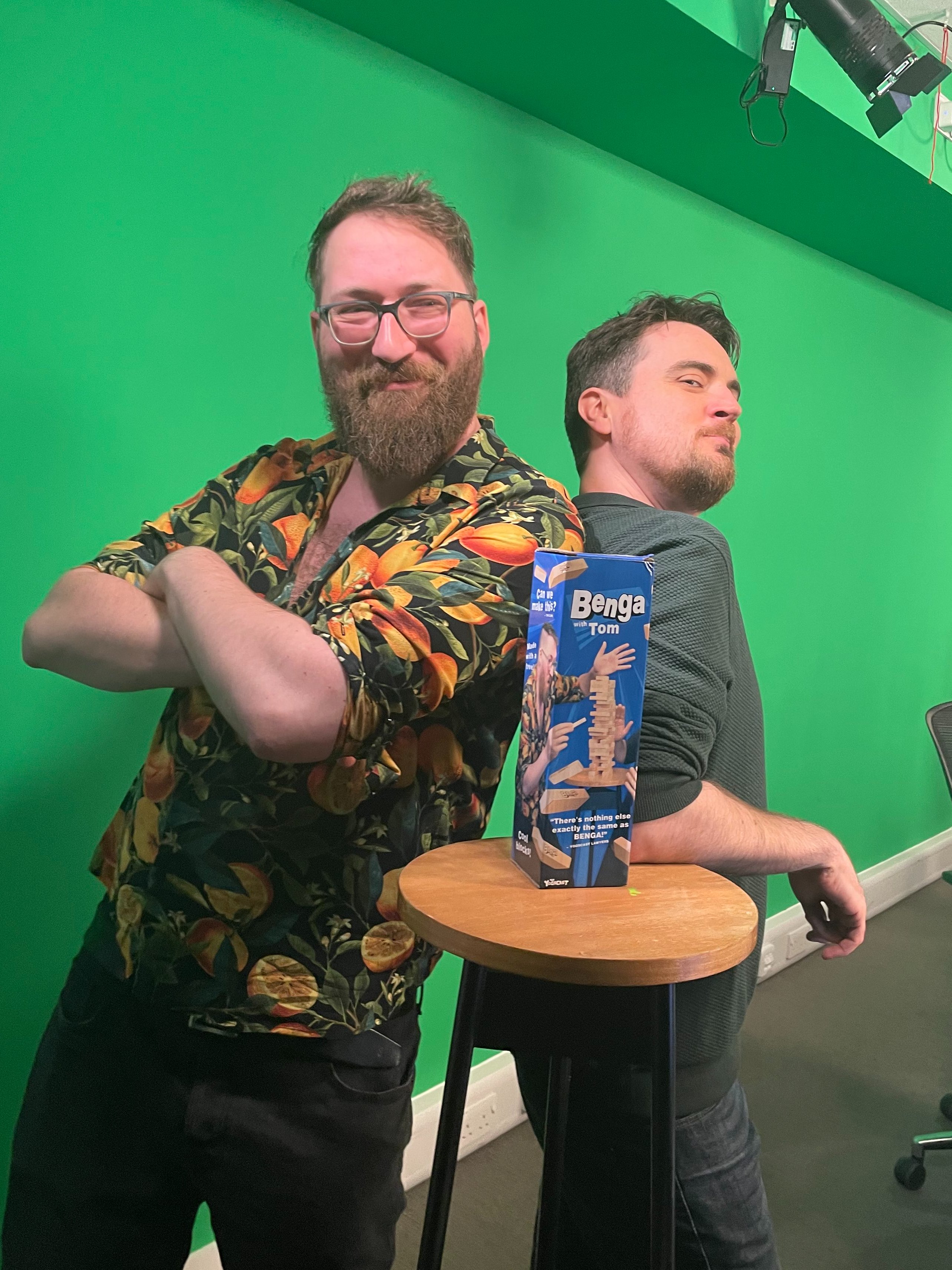 Hvis offer At håndtere The Yogscast on Twitter: "After twelve months of training, Tom the Tower  and Ben the Builder finally lock horns in the most anticipated "sporting"  event of the year 😤 It's the moment
