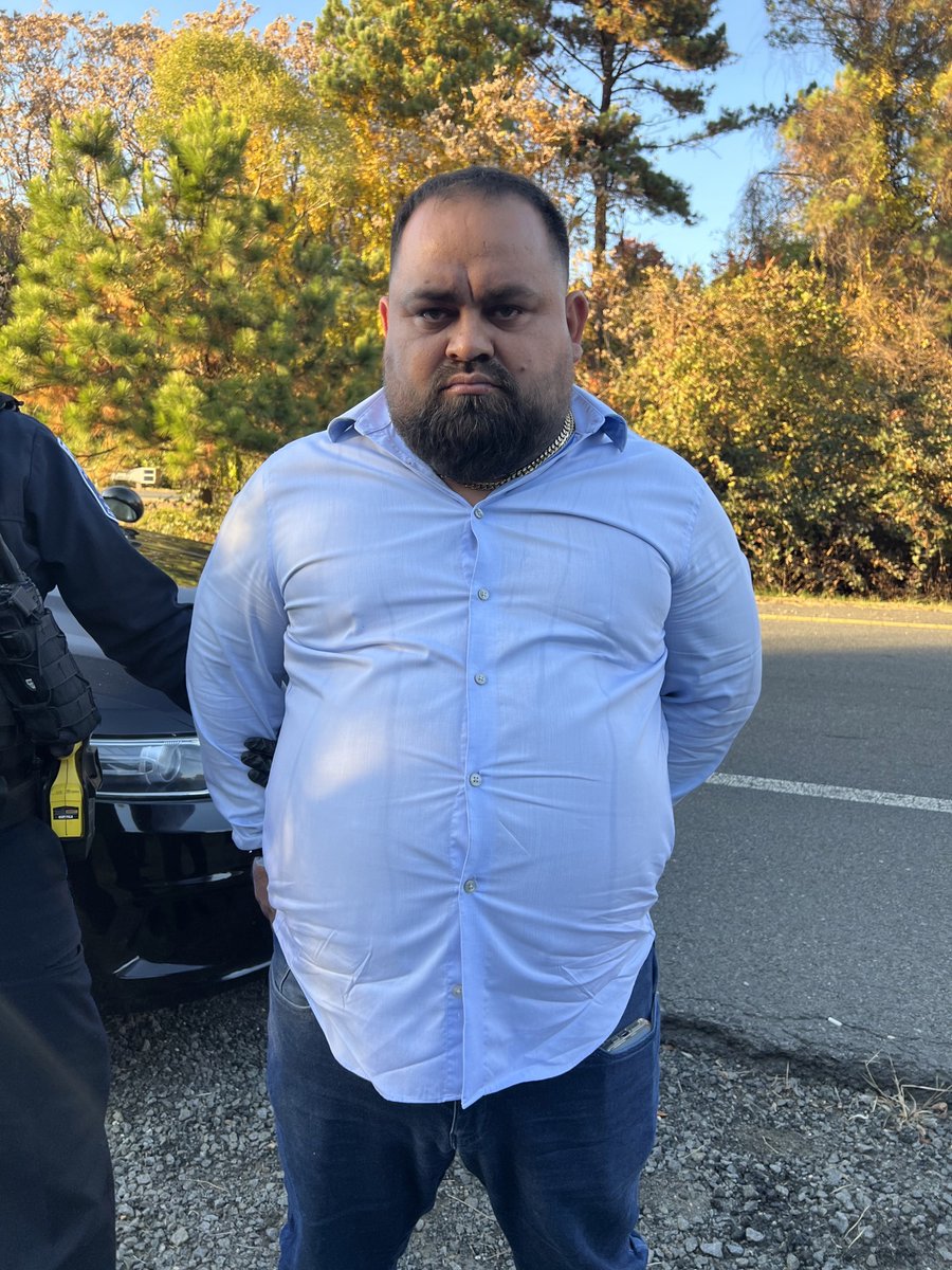 FairfaxCountyPD's tweet photo. Police ask ruse victims to come forward. https://t.co/mdqqY8eaHc #FCPD https://t.co/2GWGdlwQGI