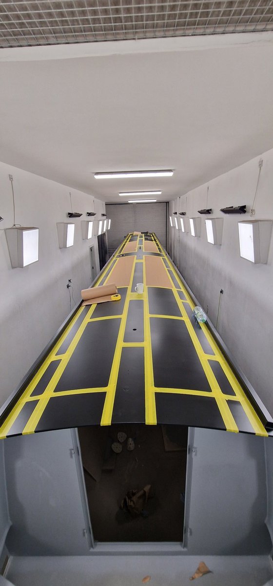 Big job broke out, so well deserved brew!...some masking up that was 🤯
<a href="/BickerBoats/">Bickerstaffe Boat Company</a> <a href="/RPCS18/">Robert Pinto</a>
#shesabickerstaffe