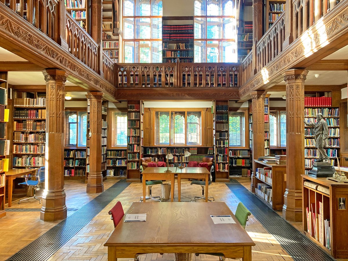 gladlib's tweet photo. We LOVE to see how our first-time guests react when they first see the Reading Rooms. 

There is still a little time to book the first-time visitor offer (stay from £60 per night), which also allows access to the Reading Rooms.  

Visit https://t.co/X97AmSn6mU to find out more https://t.co/aW8ITgxWep