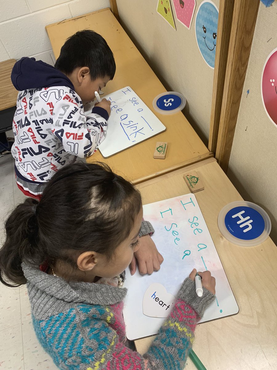 CSimsESOLTeach's tweet photo. It’s ML Focus Day! A couple of my K5 students leveled up in Lexia Core 5 and today we worked on identifying words that start with S and H. @EllevationEd @gcschools  #believe https://t.co/wUDNu53h5o