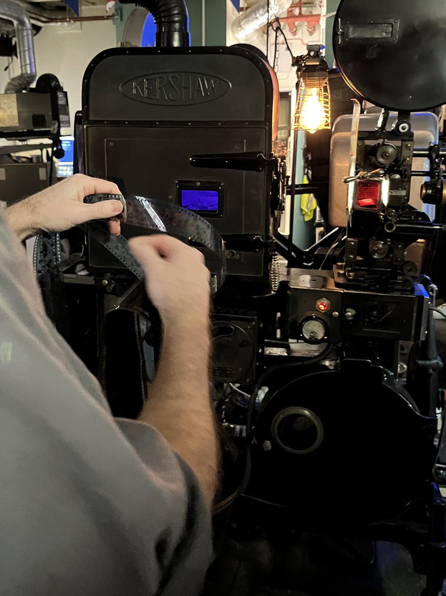 FAN_BiggerPict's tweet photo. And we really loved the projection tour from the knowledgeable folks at @DCAdundee! #ThisWayUp22 https://t.co/G1EEcS95Q3