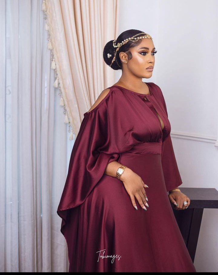 Happy birthday to Kris Jenner of Nigeria, the Momger of Bella    PREMIUM BELLA
ORDER FASTEST CAKES 