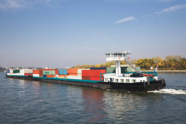CESAMAT's tweet photo. ⌚️INFO #ActuCESAM I #Week48

✅#Impact #COVID19 #Transport vous attend chaque jeudi sur le site internet du CESAMAT

🚢8 fiches pays mises à jour, pour plus d'infos : https://t.co/RKJQWIiRmu https://t.co/eGiKInAnq7