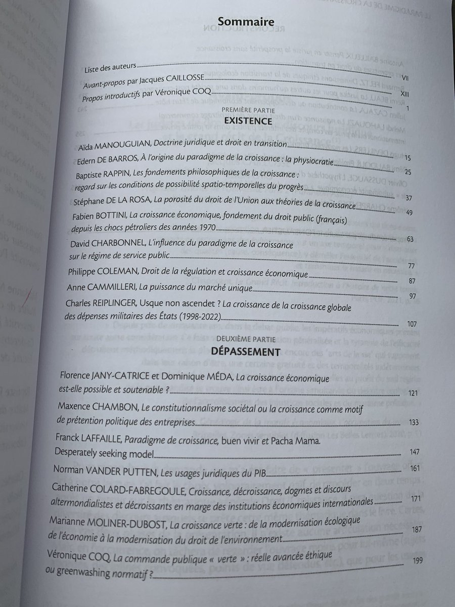 Aida_Mian's tweet photo. Heureuse et honorée de la publication de ma contribution sur les rapports de la doctrine juridique au droit en transition au sein de ce magnifique et très riche ouvrage dirigé par Véronique Coq, Hugo Devillers et Maxence Chambon. Un grand merci à eux ! https://t.co/eXybQCnHV3