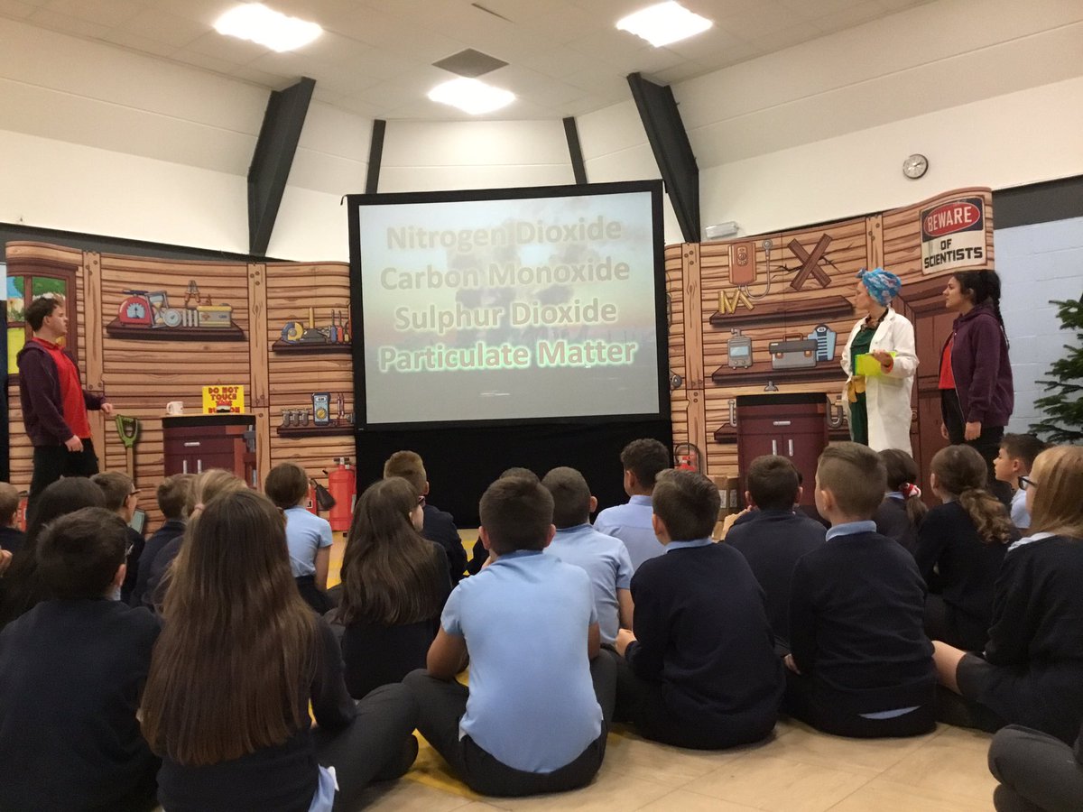 As part of our Conservation topic, year 5 have been visited by a theatre company whose performance shares an important message about air pollution