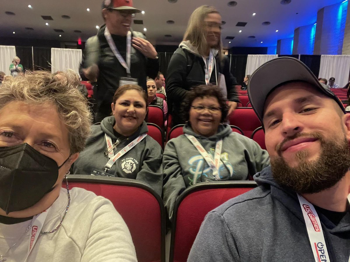 PeAztec's tweet photo. time to learn! @TexAHPERD @yisdhealth_pe @YsletaISD @AngieArmendari3 @nlsierra1 @erodriguez0811 @LomaTerraceES @LancasterAztecs https://t.co/iO64QFgxlI