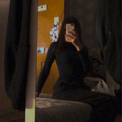 ɐᴉʌᴉlO tweet media