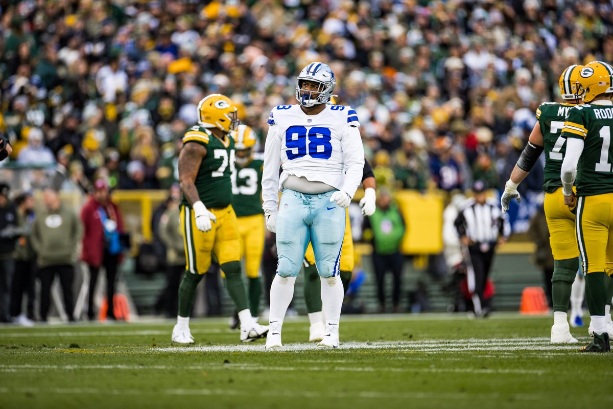 dallascowboys's tweet photo. Let's getting it going for our DEFENSE! RT! RT! RT!

#ProBowlVote + @TankLawrence 
#ProBowlVote + @Dorance_ALegend 
#ProBowlVote + @Osagoeshard 
#ProBowlVote + @QBohanna https://t.co/W8au0km3BP
